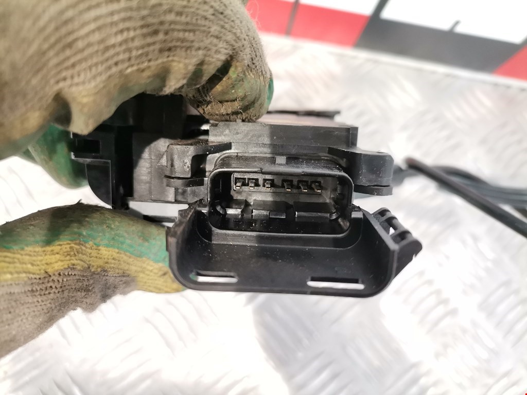 Замок двери передней правой CITROEN C3 Picasso 2009-2017