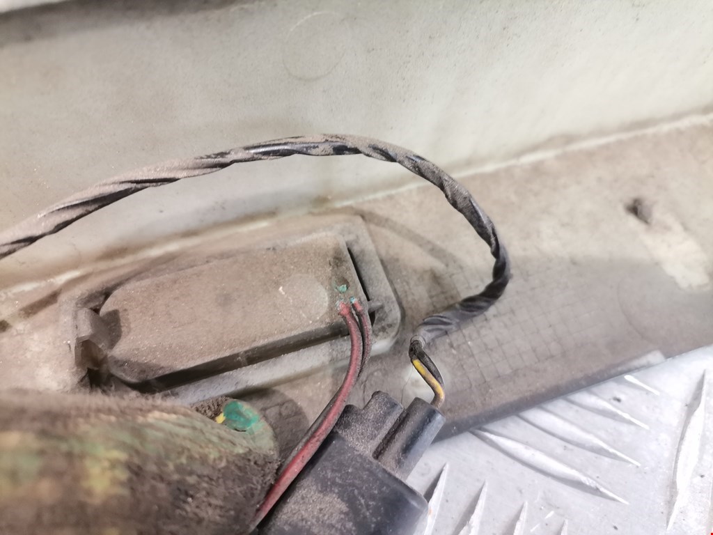 Ручка двери багажника наружная FORD Mondeo IV 2007-2015