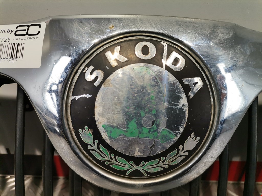 Решетка радиатора SKODA Octavia A5 1Z- 2004-2013