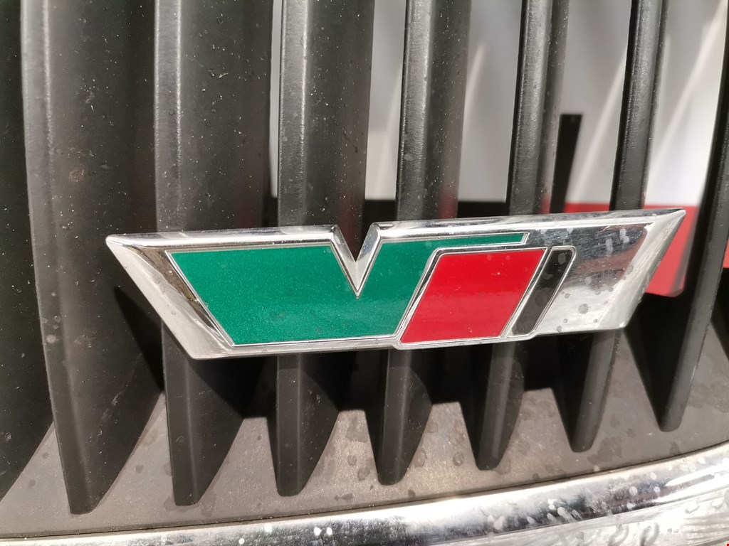 Решетка радиатора SKODA Octavia A5 1Z- 2004-2013