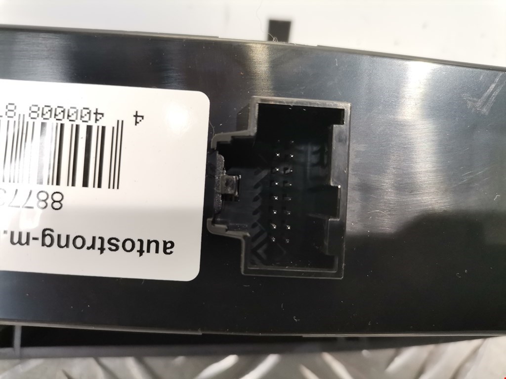 Блок управления стеклоподъемниками KIA Carnival II 2006-2014