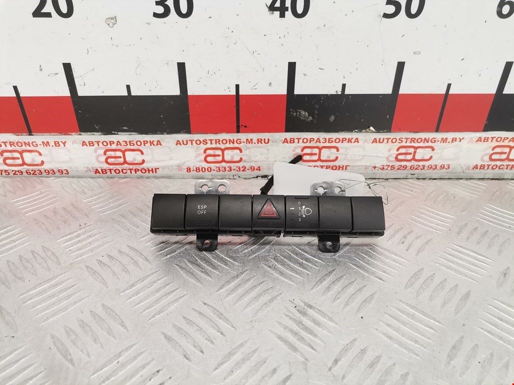 Кнопка аварийной сигнализации (аварийки) DODGE Journey 2008-2020