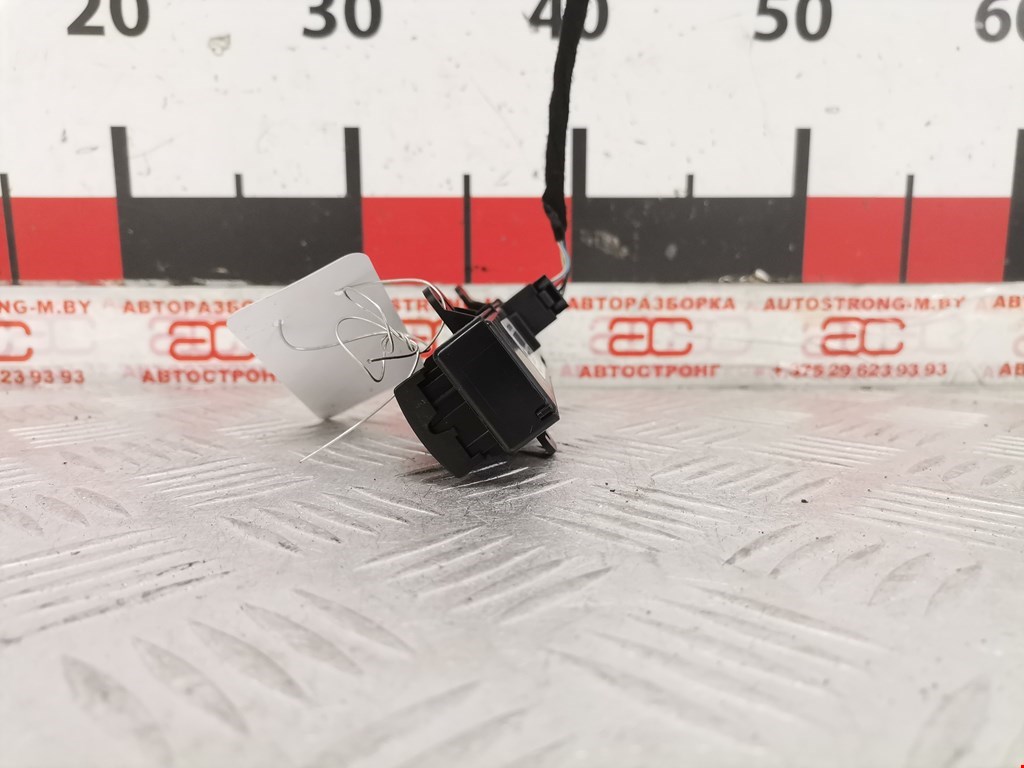 Кнопка аварийной сигнализации (аварийки) DODGE Journey 2008-2020