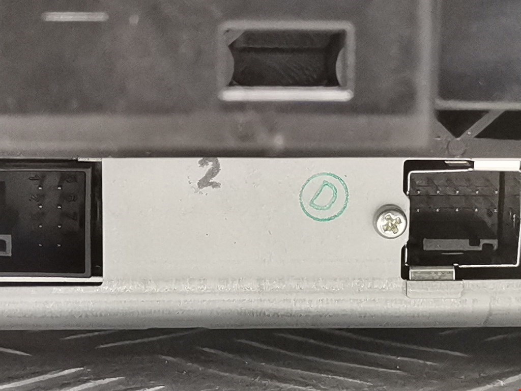 Дисплей информационный (компьютера) MERCEDES-BENZ C-Class C-klasse W204 2007-2015