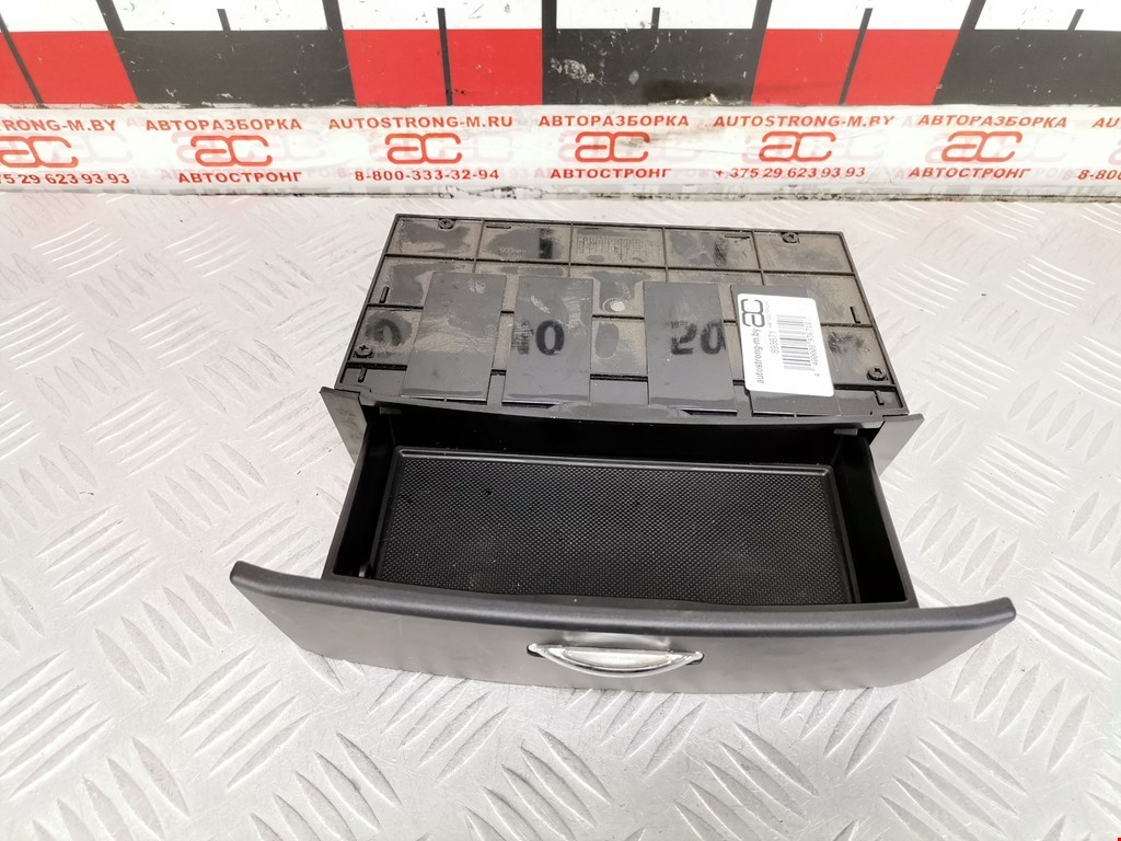 Бардачок KIA Sorento 2002-2009