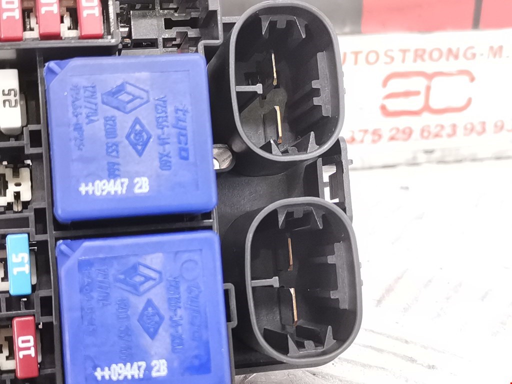 Датчик уровня в бачок омывателя RENAULT Megane III 2009-2016