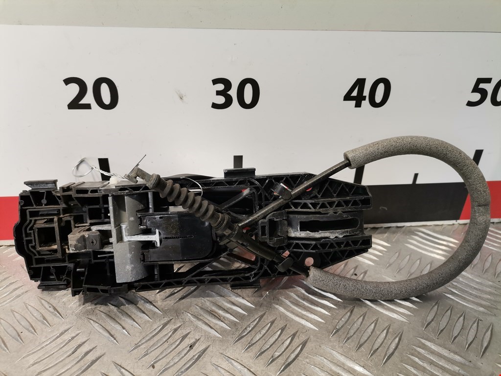 Ручка двери задней наружная правая VOLKSWAGEN Golf VI 2009-2012