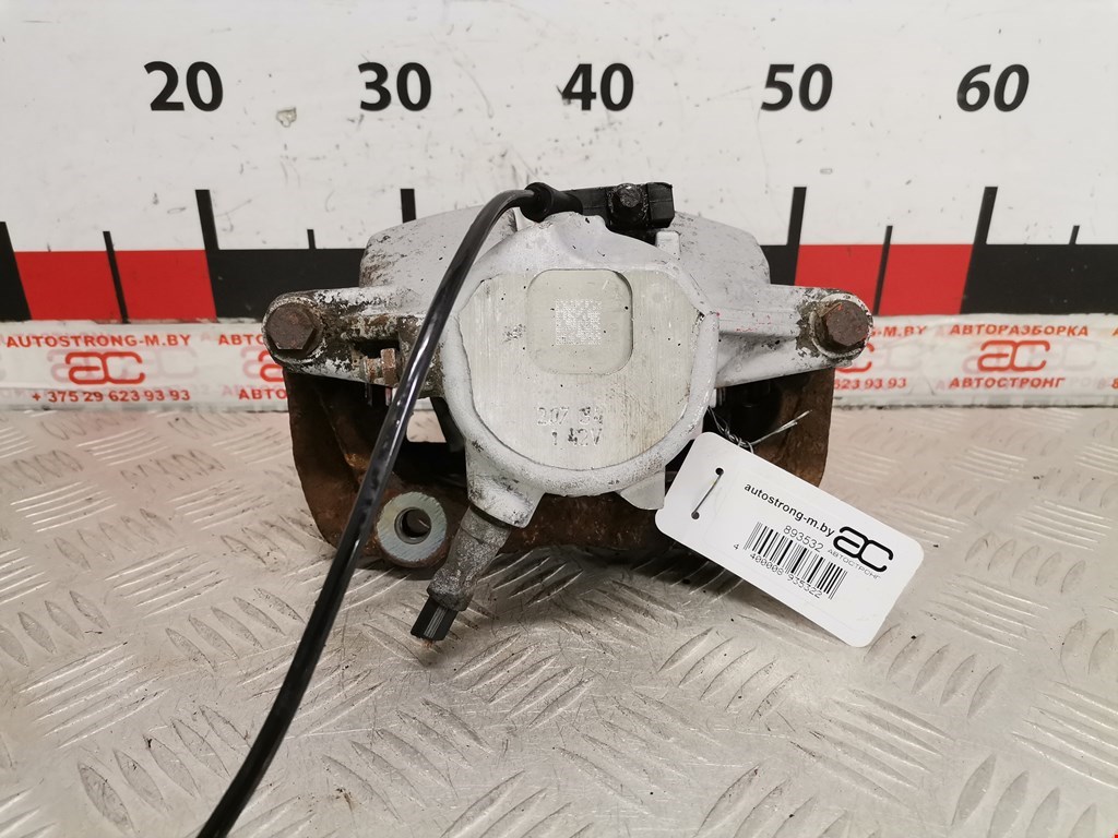 Суппорт передний правый MERCEDES-BENZ C-Class C-klasse W204 2007-2015