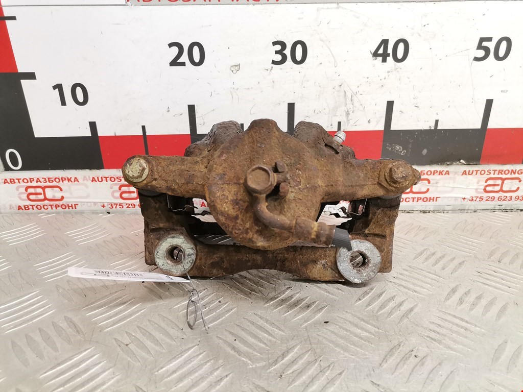 Суппорт передний правый HONDA CR-V III 2007-2012