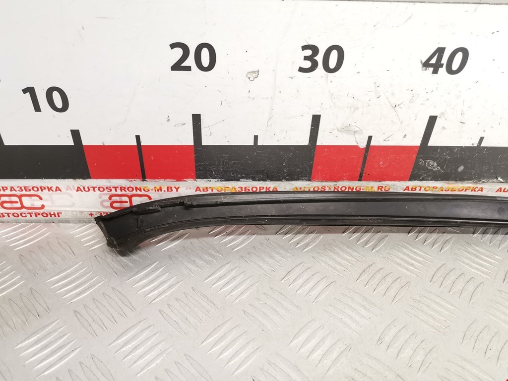 Молдинг лобового стекла OPEL Astra J 2009-2017