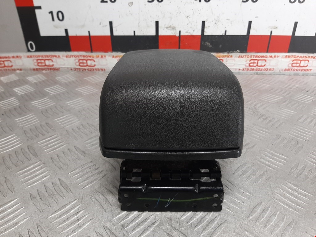 Подлокотник в салон DODGE Journey 2008-2020