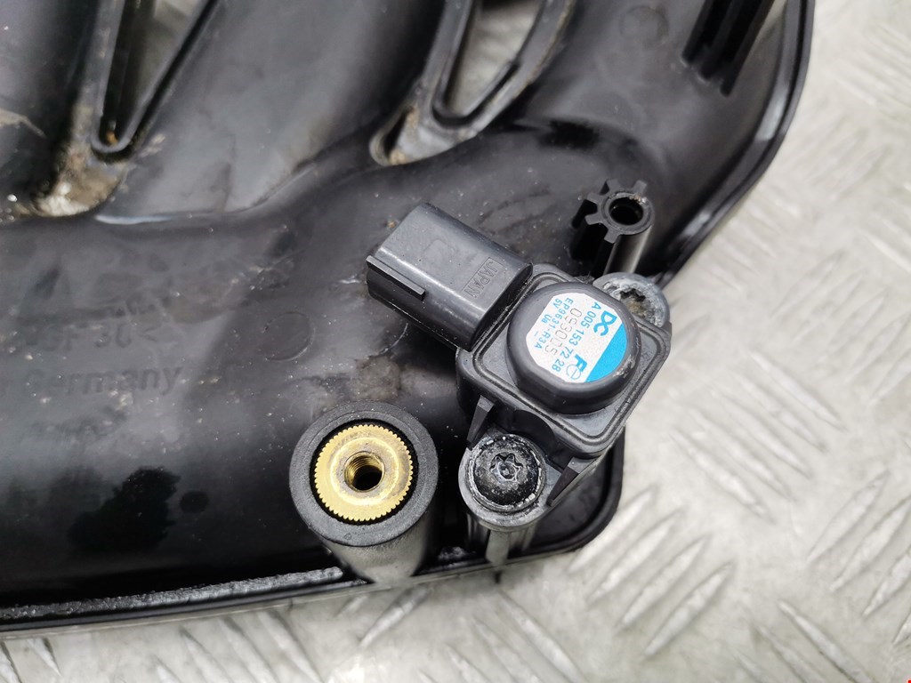 Коллектор впускной MERCEDES-BENZ C-Class C-klasse W204 2007-2015