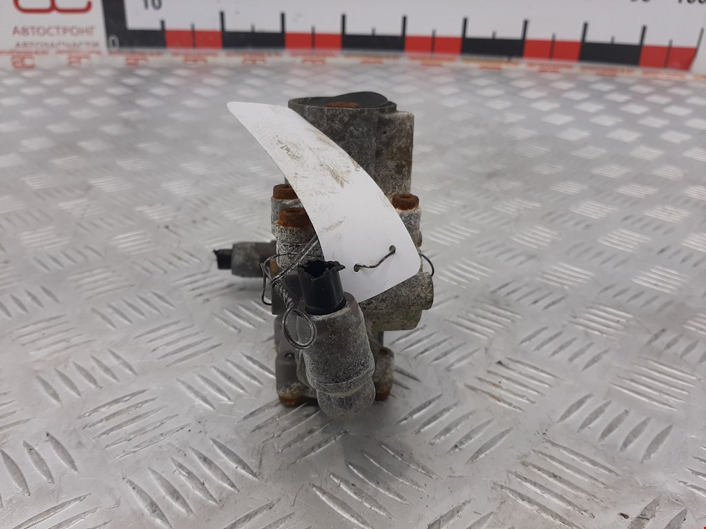 Кран ABS тормозной главный (распределитель) IVECO EuroCargo II 2003-2008