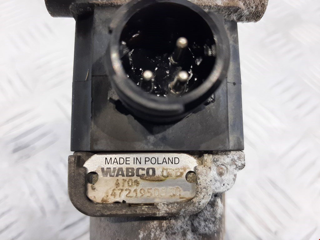 Кран ABS тормозной главный (распределитель) IVECO EuroCargo II 2003-2008