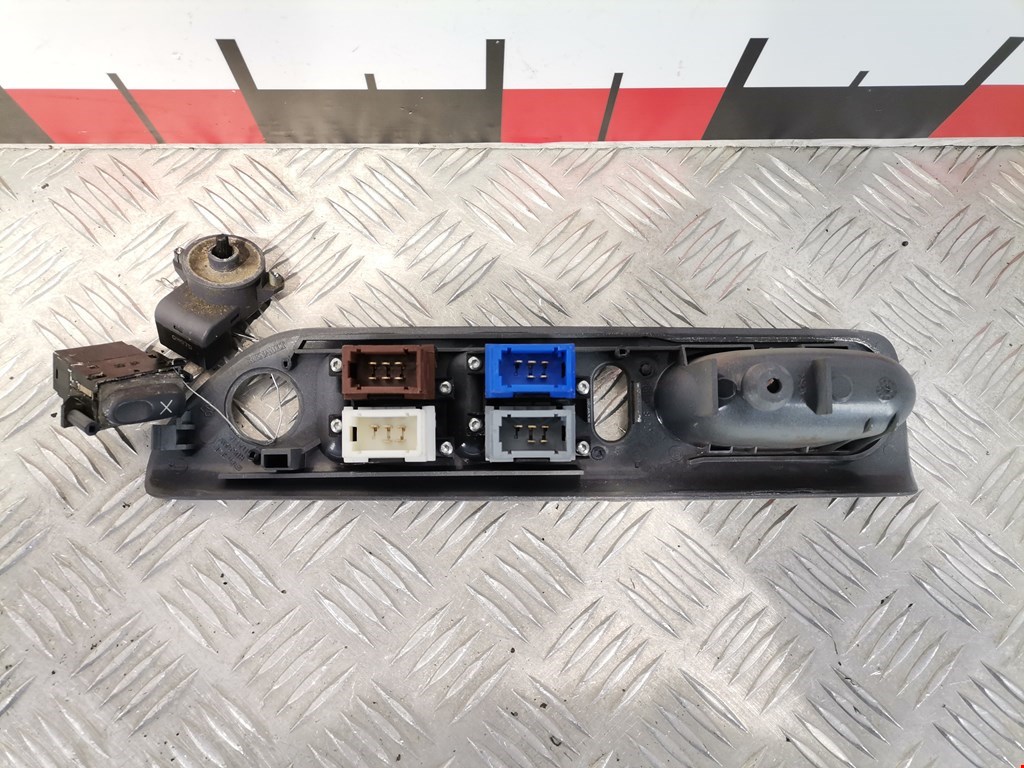 Блок управления стеклоподъемниками RENAULT Espace 1997-2003