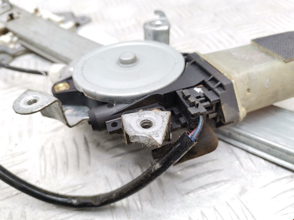 Стеклоподъемник задний левый NISSAN Navara II D22 1997-2004