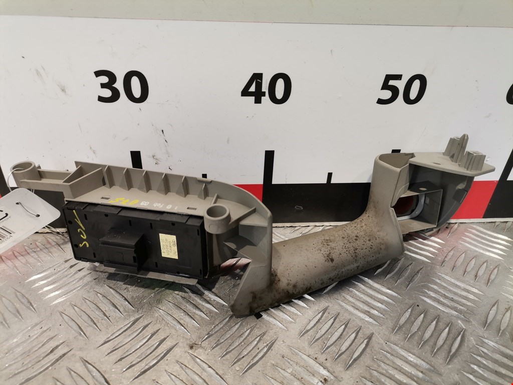 Блок управления стеклоподъемниками AUDI A8 D3 2003-2010