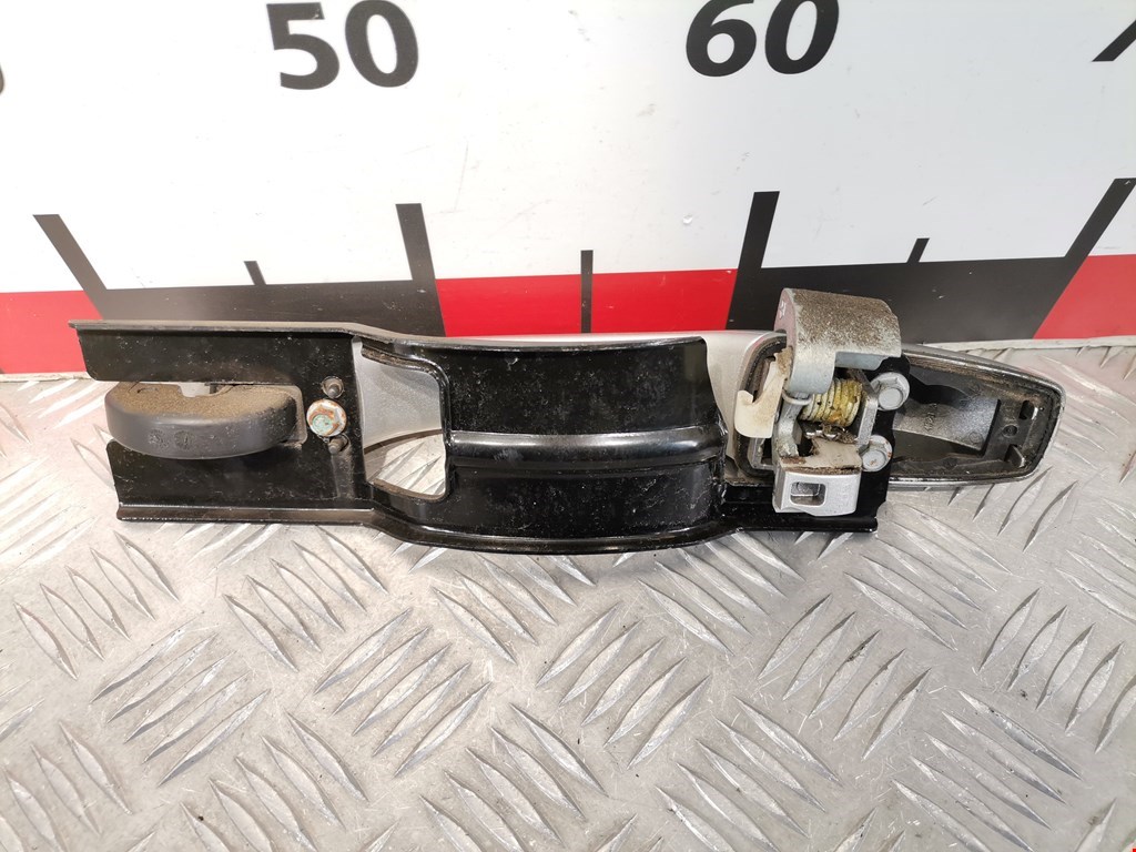 Ручка двери передней наружная правая DODGE Journey 2008-2020