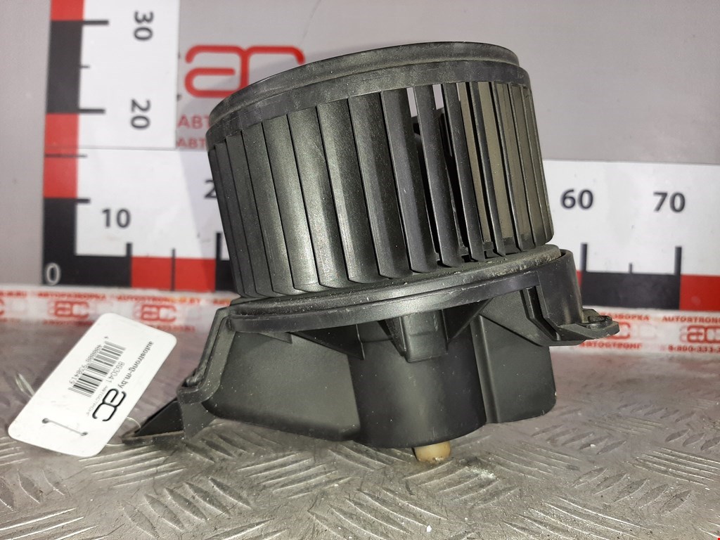 Моторчик (мотор) отопителя салона OPEL Combo D 2011-2017