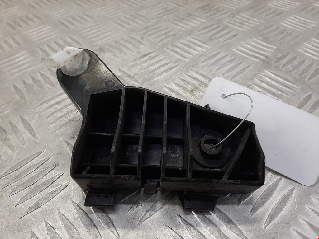 Кронштейн заднего бампера левый правый LEXUS RX 300\330\350\400H 2003-2009