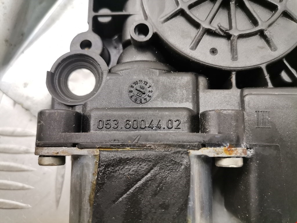 Стеклоподъемник передний правый OPEL Omega B 1994-2004