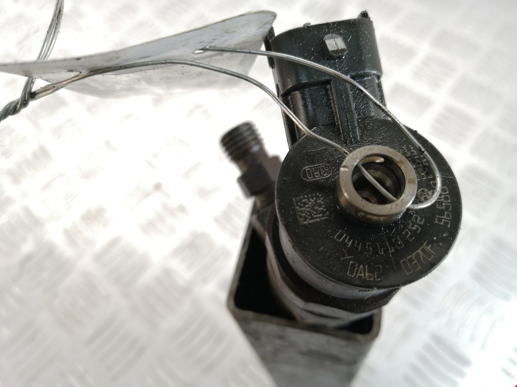 Форсунка дизельная электрическая PEUGEOT 207 2006-2015