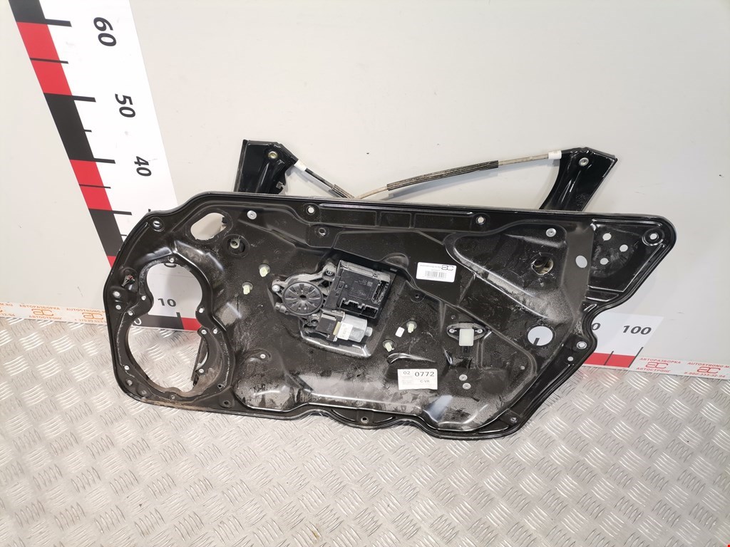 Стеклоподъемник передний правый VOLKSWAGEN Passat B7 2011-2015