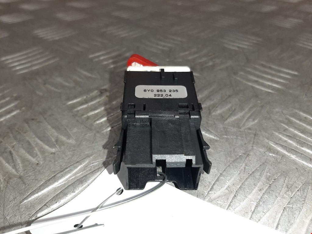 Кнопка аварийной сигнализации (аварийки) SKODA Fabia MK1 1999-2006