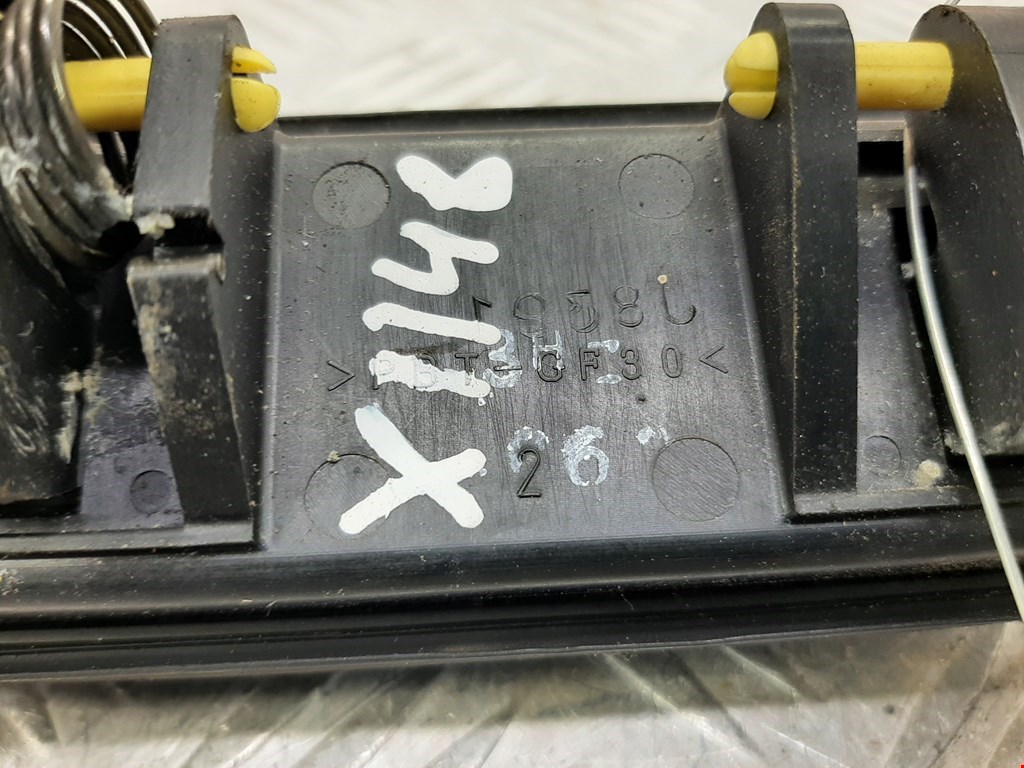 Ручка двери багажника наружная MAZDA Premacy CP 1999-2004