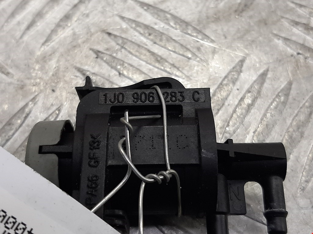 Клапан электромагнитный VOLKSWAGEN Golf IV 1997-2003