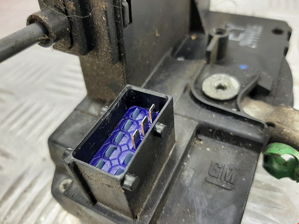 Замок двери передней правой OPEL Zafira A 1999-2005