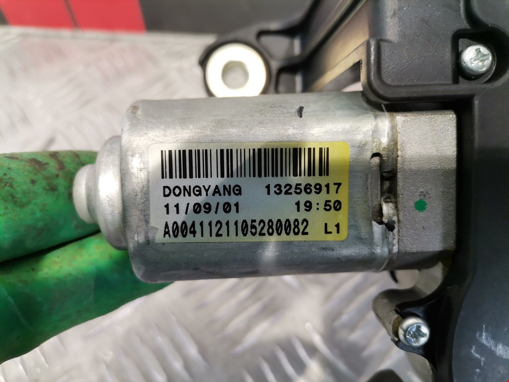 Моторчик стеклоочистителя задний OPEL Astra J 2009-2017