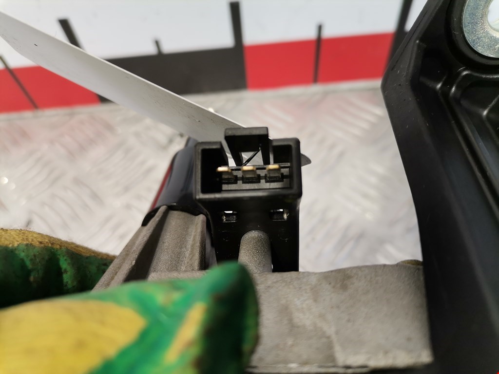 Моторчик стеклоочистителя задний OPEL Astra J 2009-2017