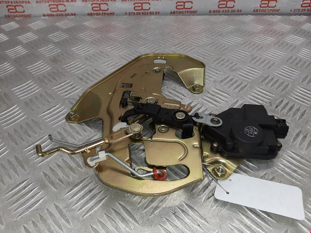 Замок двери сдвижной KIA Carnival I 1999-2005