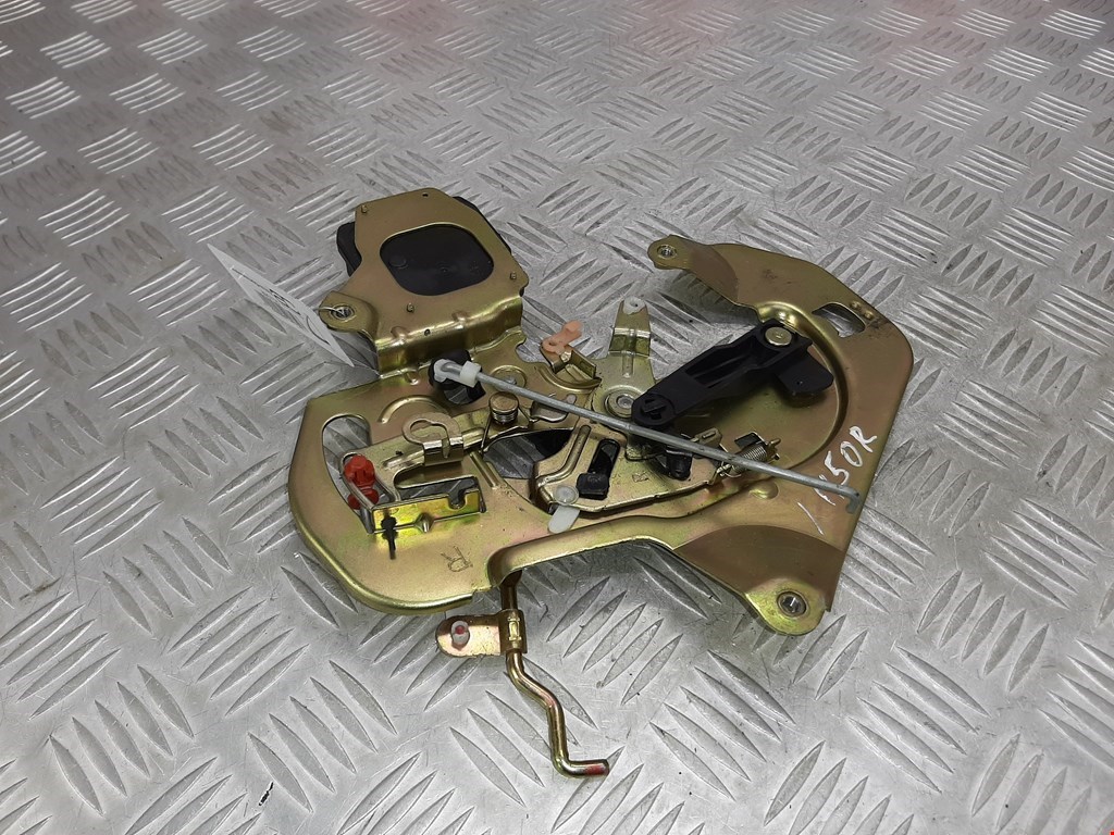 Замок двери сдвижной KIA Carnival I 1999-2005