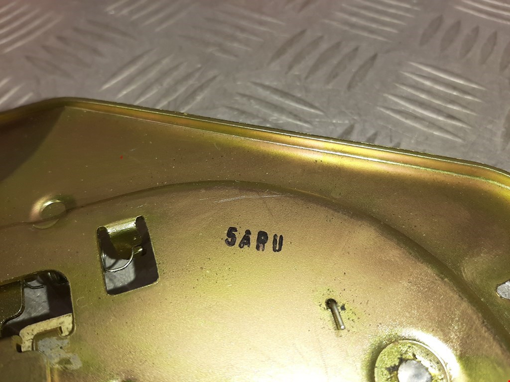 Замок двери сдвижной KIA Carnival I 1999-2005