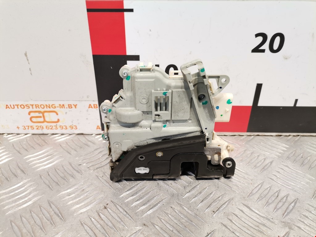 Замок двери передней левой AUDI A5 2007-2016