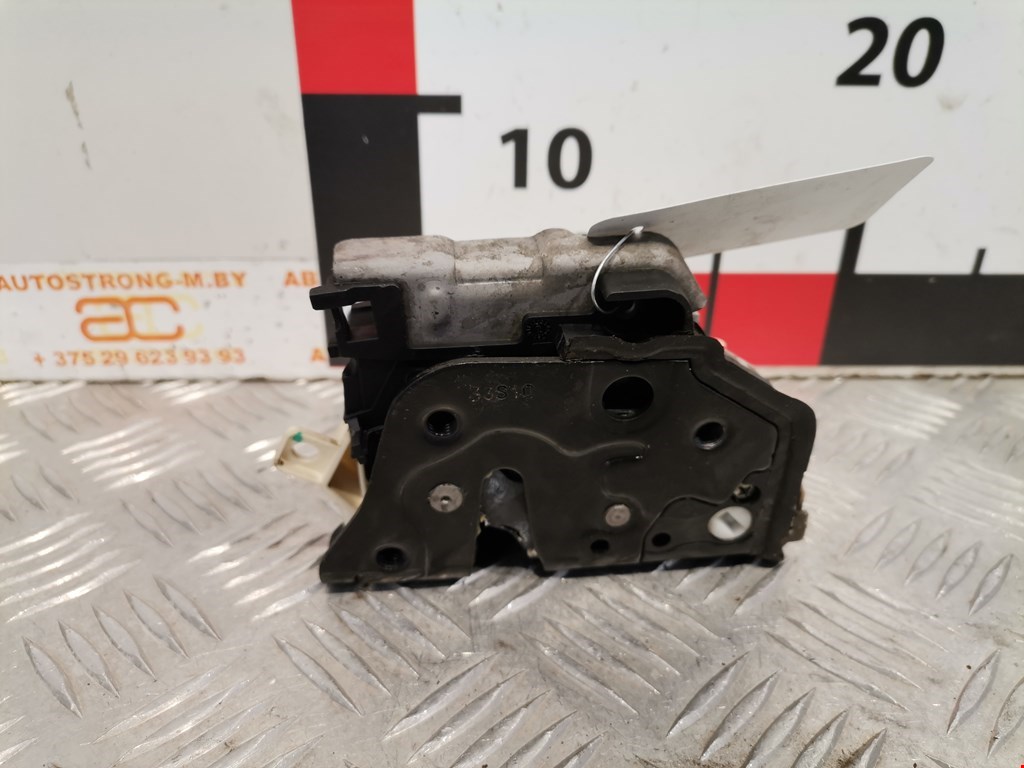 Замок двери передней левой AUDI A5 2007-2016