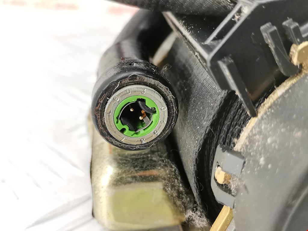 Ремень безопасности передний правый AUDI TT 8N 1998-2006