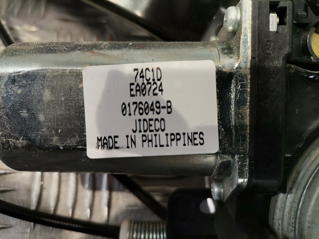 Стеклоподъемник передний правый NISSAN Armada 2003-2016