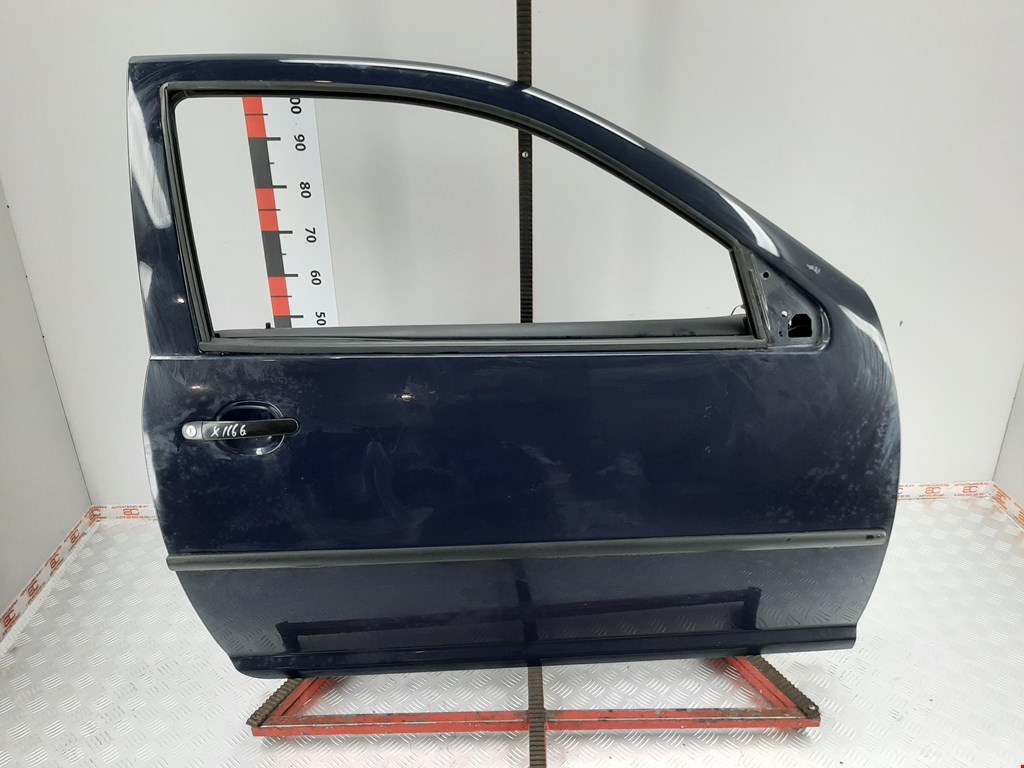 Дверь передняя правая VOLKSWAGEN Golf IV 1997-2003