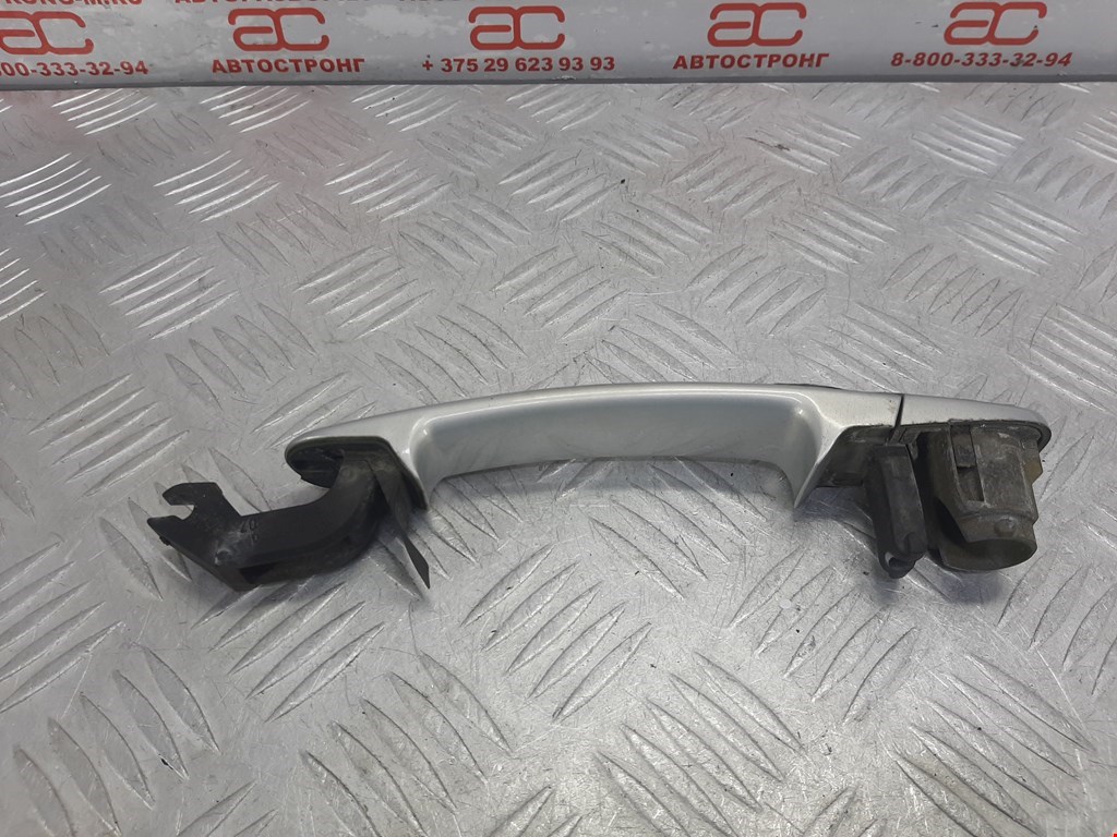 Ручка двери задней наружная правая VOLKSWAGEN Golf IV 1997-2003