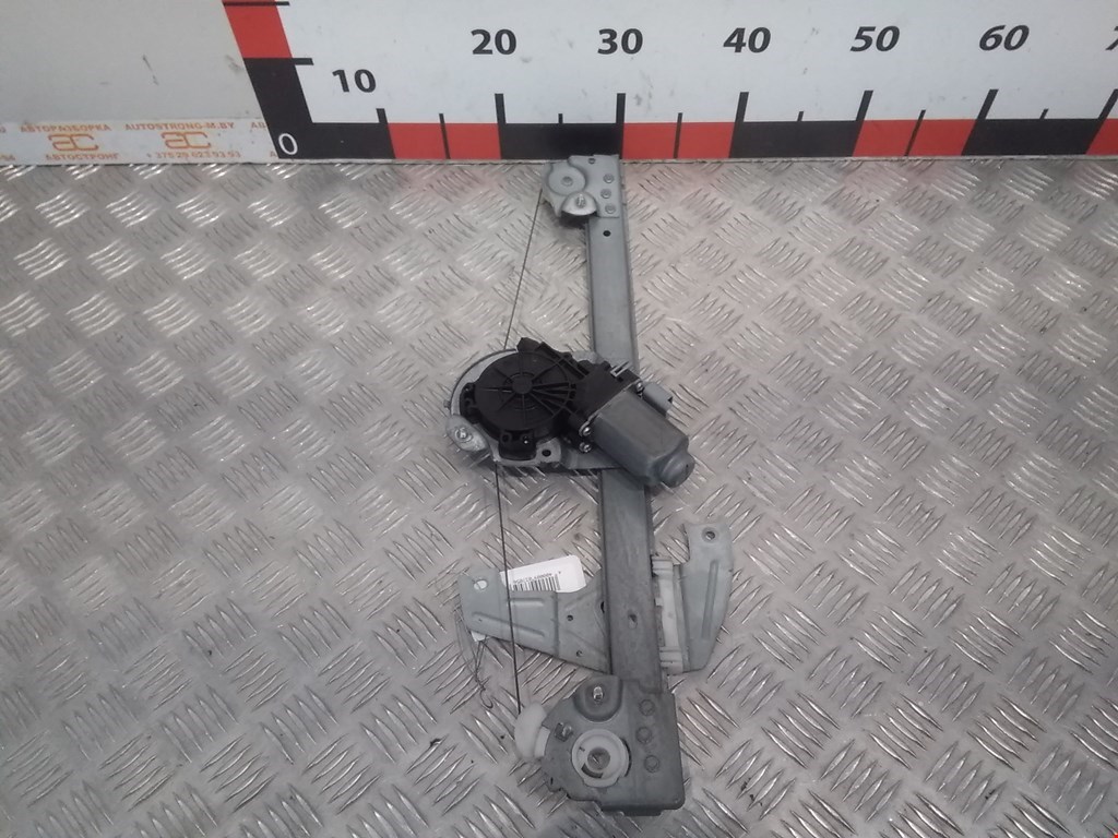 Стеклоподъемник передний правый TOYOTA Aygo AB10 2005-2014