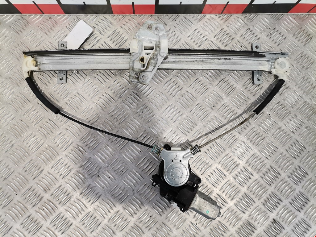 Стеклоподъемник электрический двери передней правой Honda Pilot 1 (2002-2008)