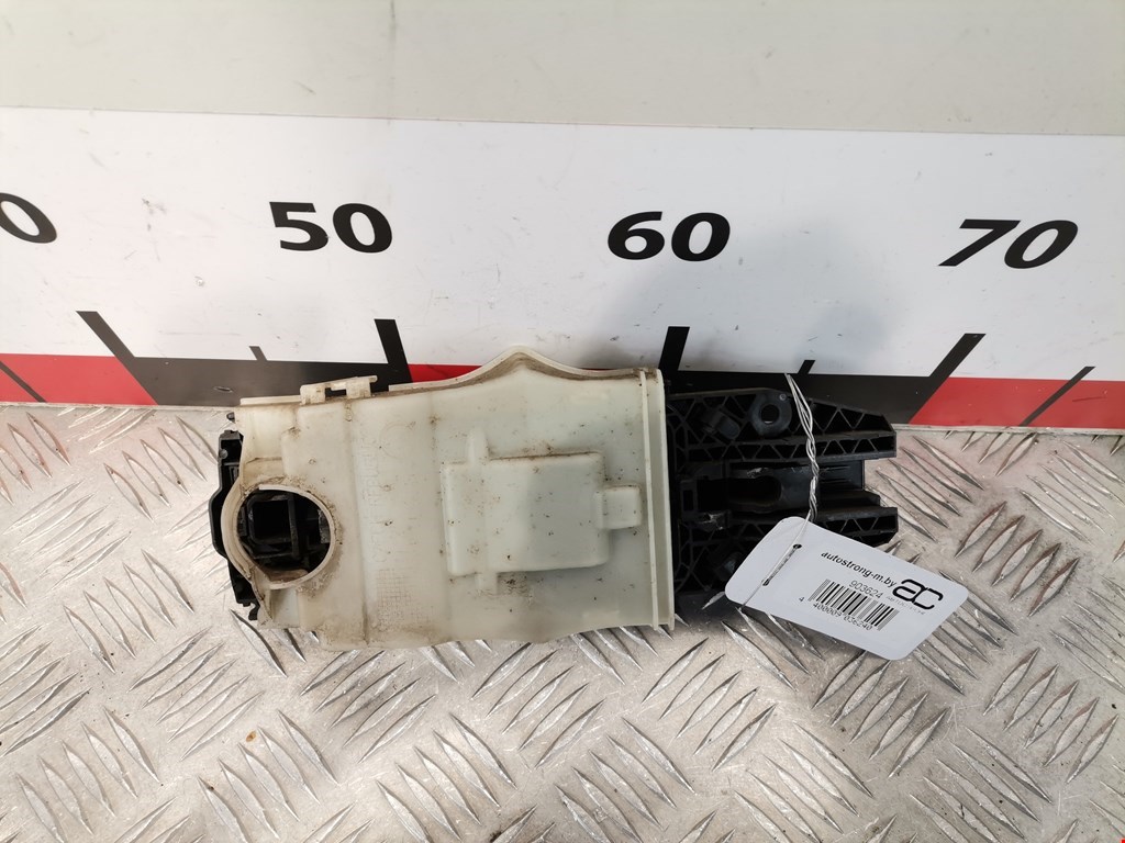 Ручка двери передней наружная левая SEAT Toledo 2012-2019