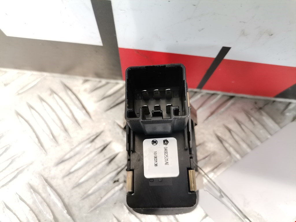 Кнопка стеклоподъемника DODGE Journey 2008-2020