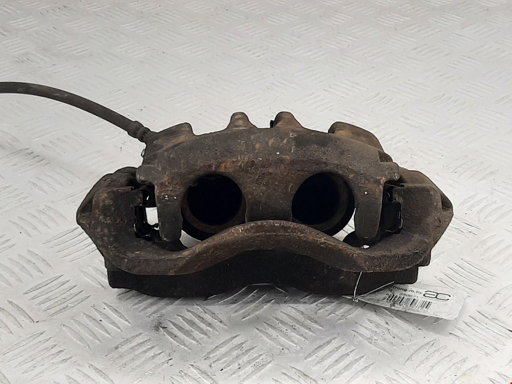 Суппорт передний правый VOLKSWAGEN Crafter 2006-2016