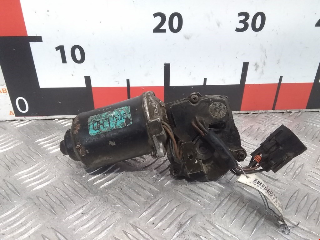 Моторчик стеклоочистителя передний DAEWOO Kalos 2002-2006