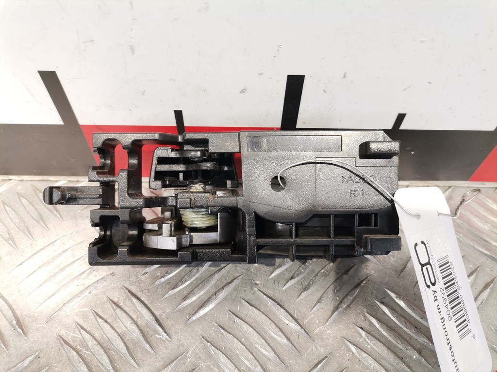 Ручка дверная передняя внутренняя правая SUZUKI Splash 2008-2015