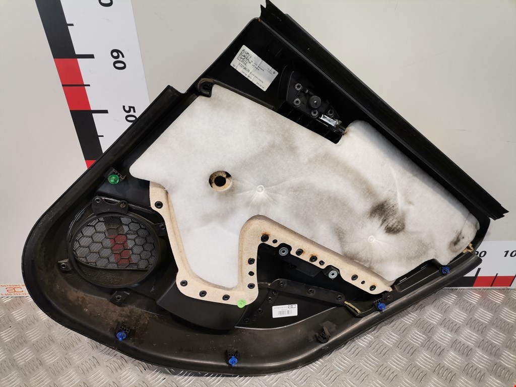 Обшивка двери задняя левая OPEL Astra J 2009-2017